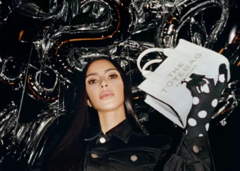 Elevate Your Style with Marc Jacobs: A Guide to Luxury Ready-to-Wear and Accessories