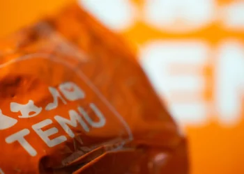 Discover the Latest Trends in Fashion and Beauty at Temu: