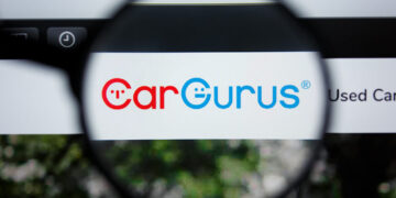 Buying and Selling Cars: Unveiling CarGurus' Reviews, Prices, and Financing Options